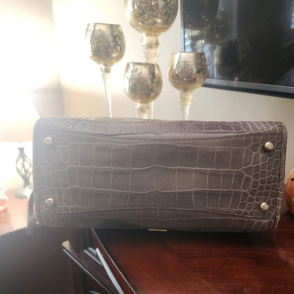 Coach Purse - Picture 3 of 5